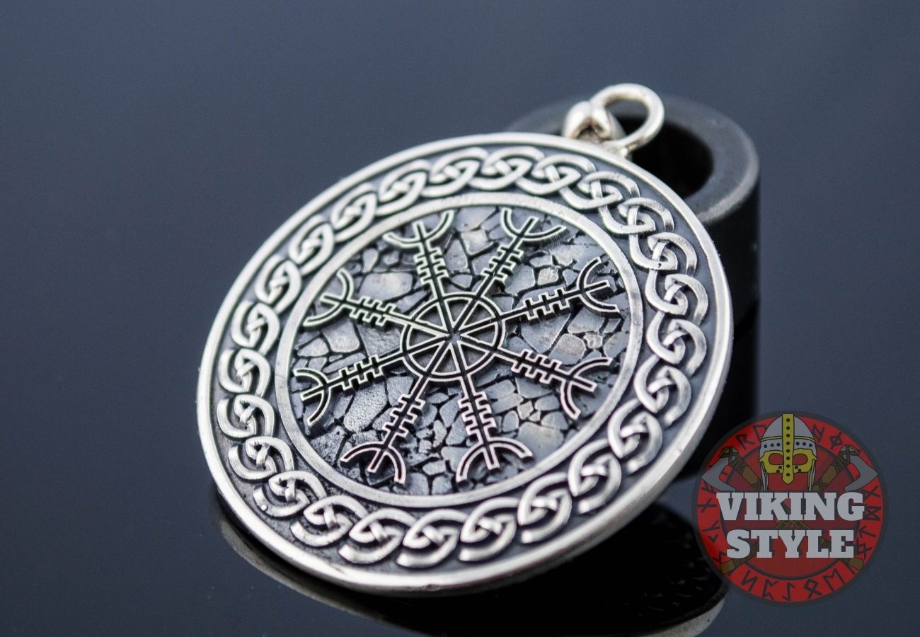 Ægishjálmur Pendant - Endless Knot, 925 Silver