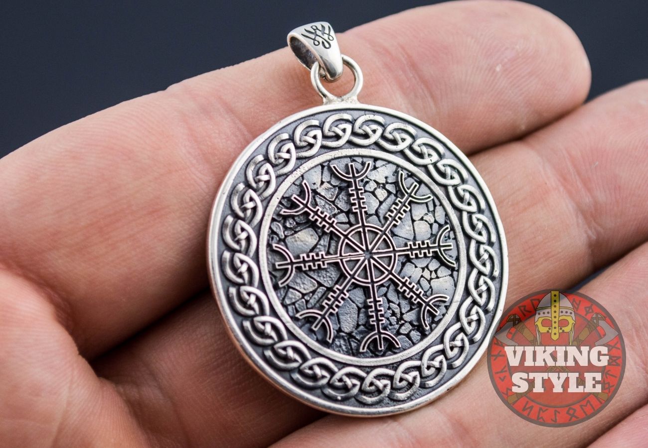 Ægishjálmur Pendant - Endless Knot, 925 Silver