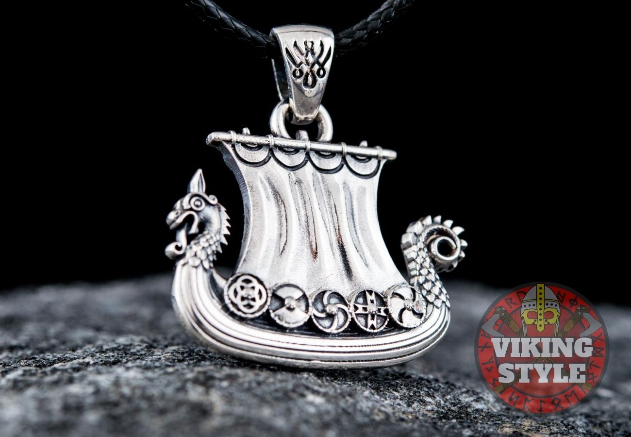 Viking Ship Pendant V - Drakkar, 925 Silver