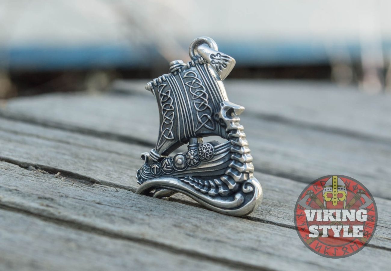 Viking Ship Pendant II - Drakkar, 925 Silver