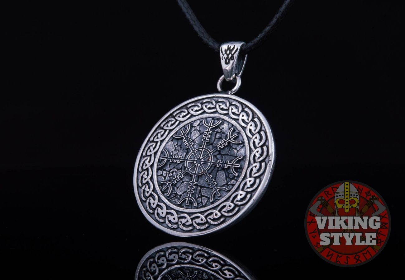 Ægishjálmur Pendant - Endless Knot, 925 Silver