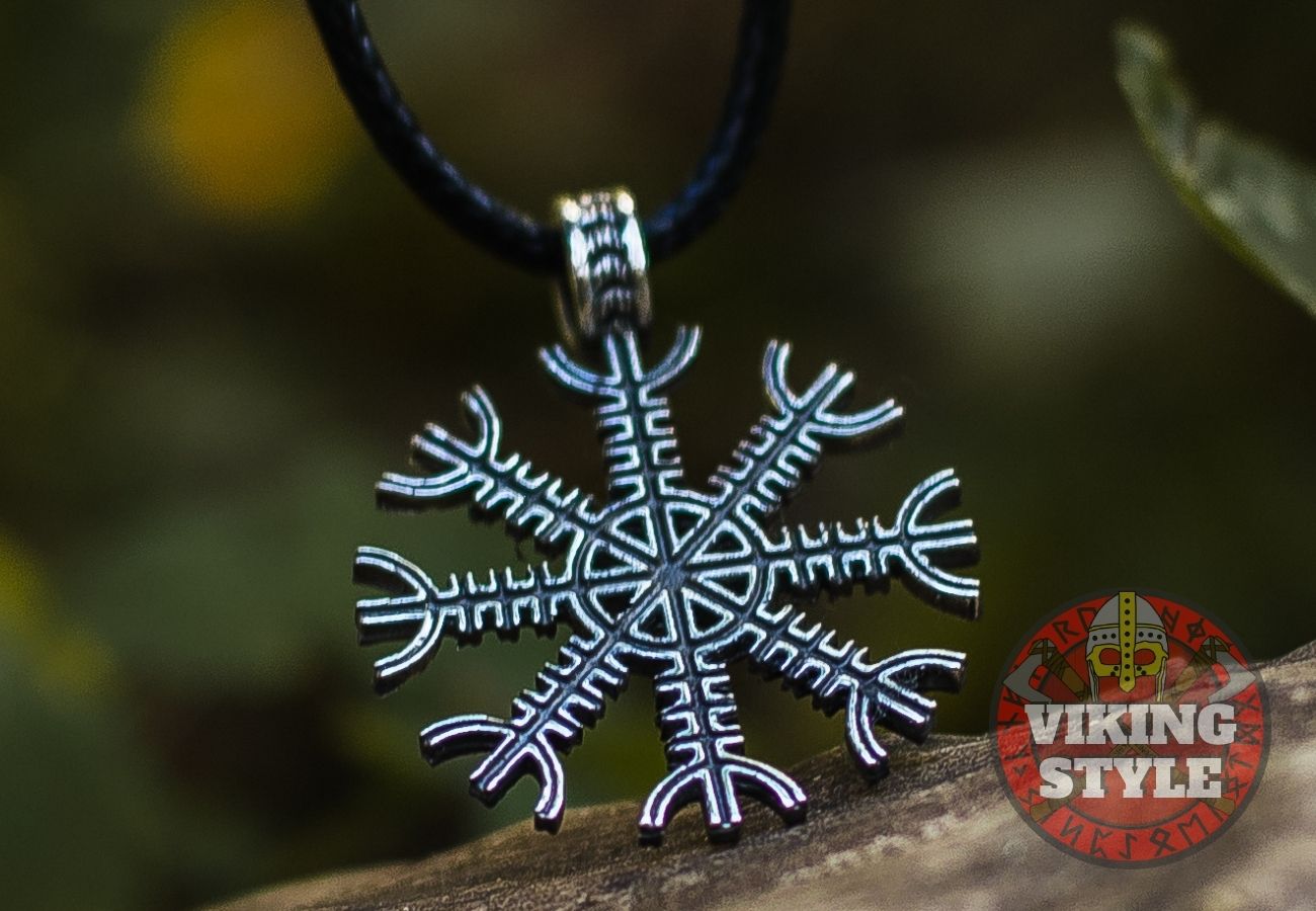 Ægishjálmur Pendant - 925 Silver