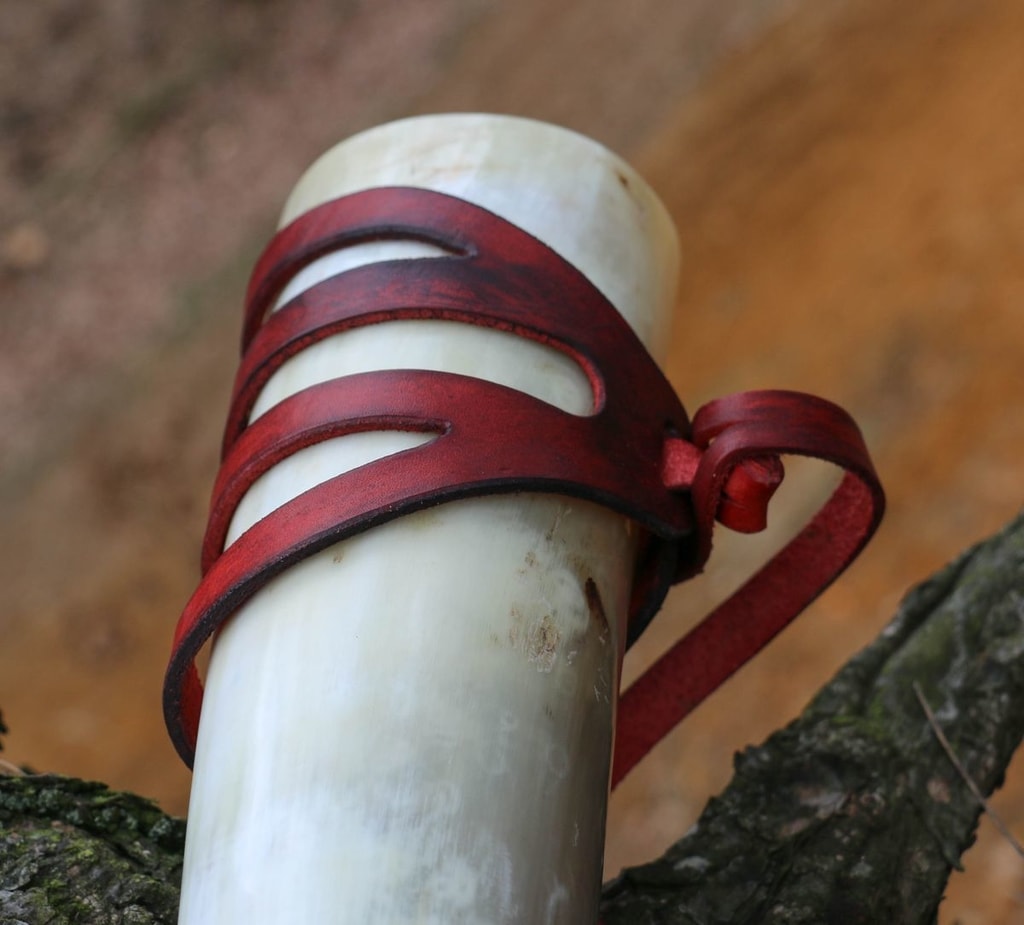 Norse Signal Horn with Deluxe Leather Holder