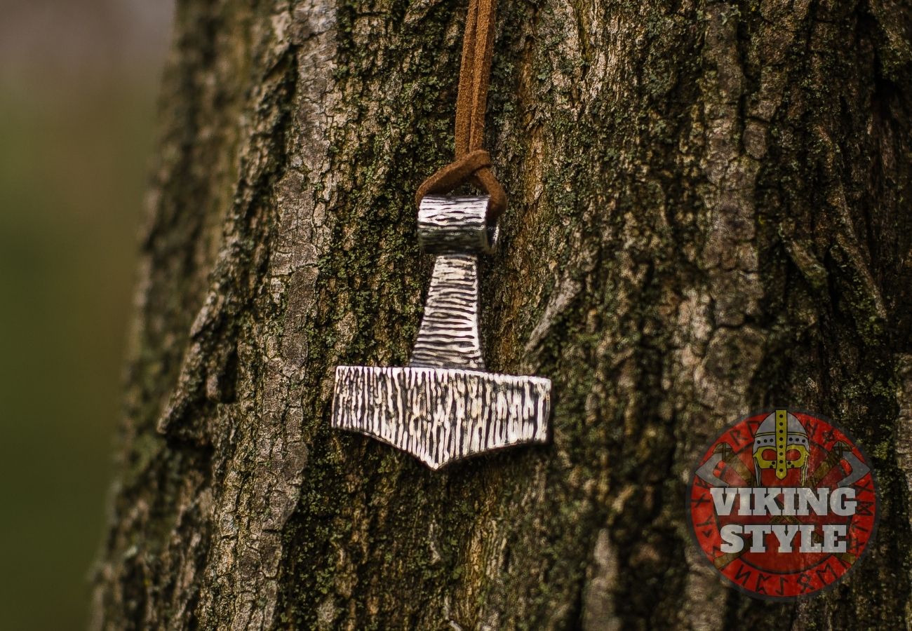 Mjölnir Pendant - Stripe, 925 Silver