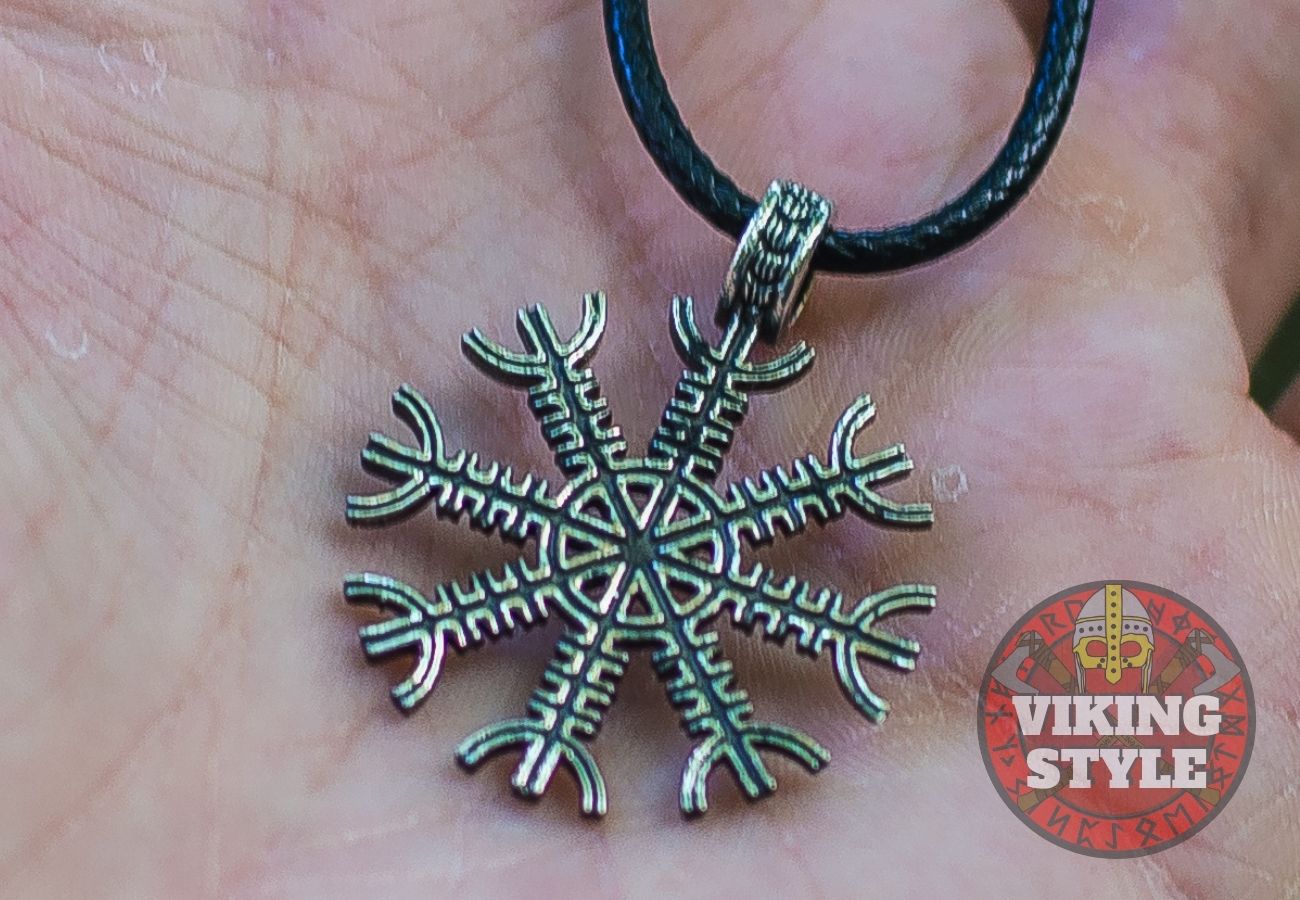 Ægishjálmur Pendant - 925 Silver
