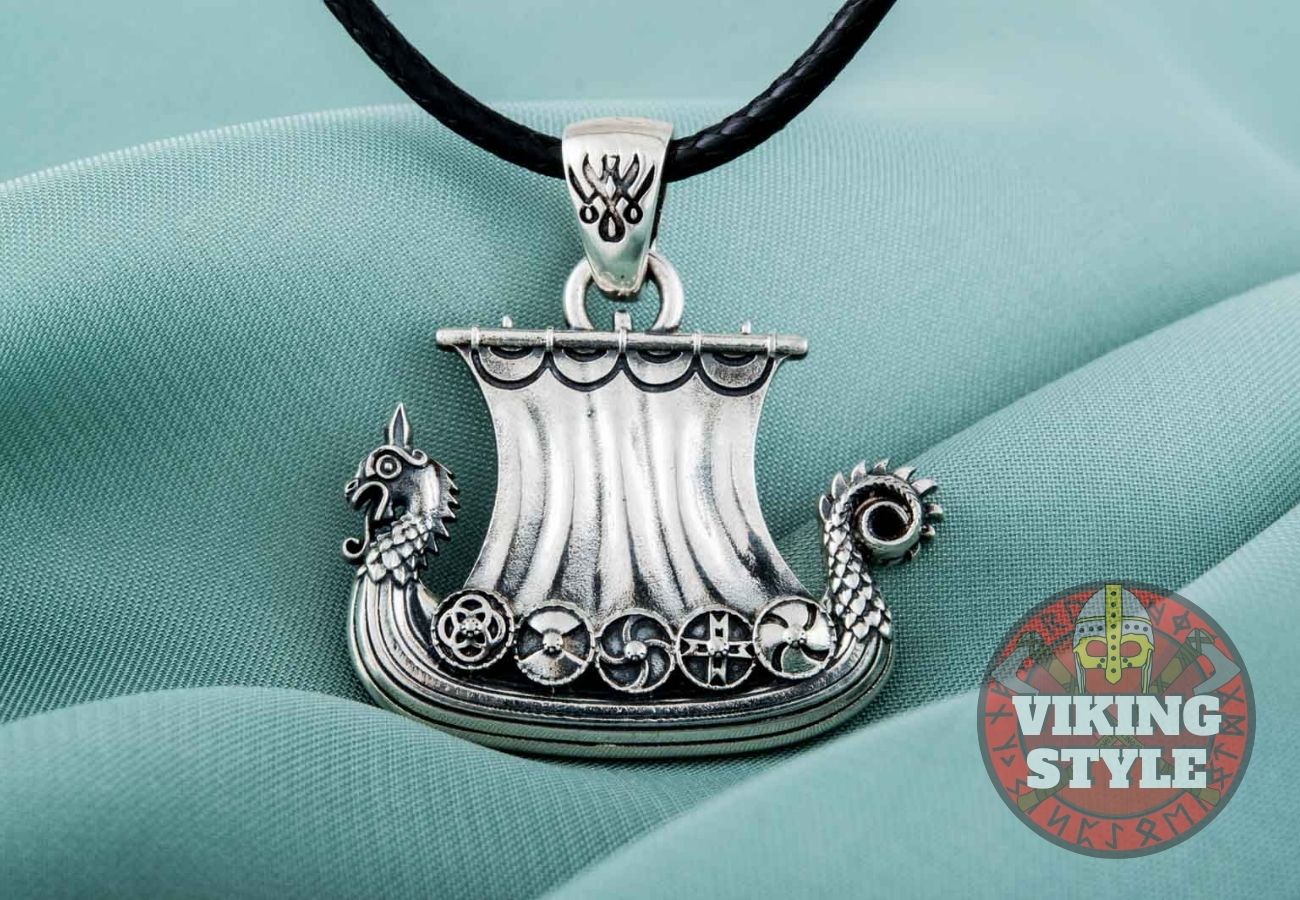 Viking Ship Pendant V - Drakkar, 925 Silver