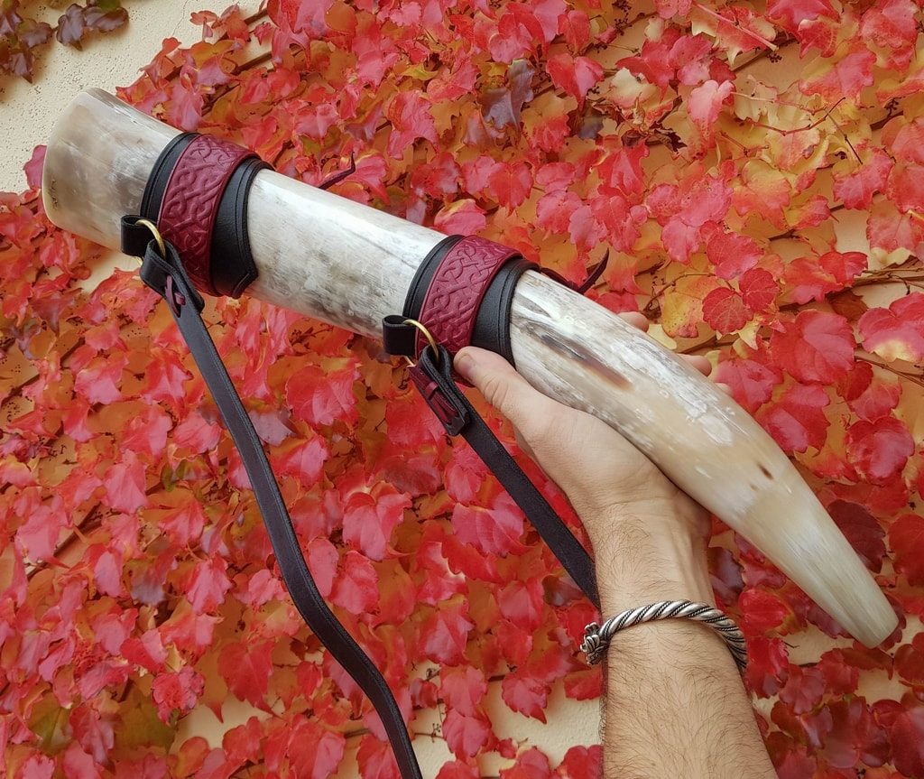 Norse Signal Horn with Deluxe Leather Holder