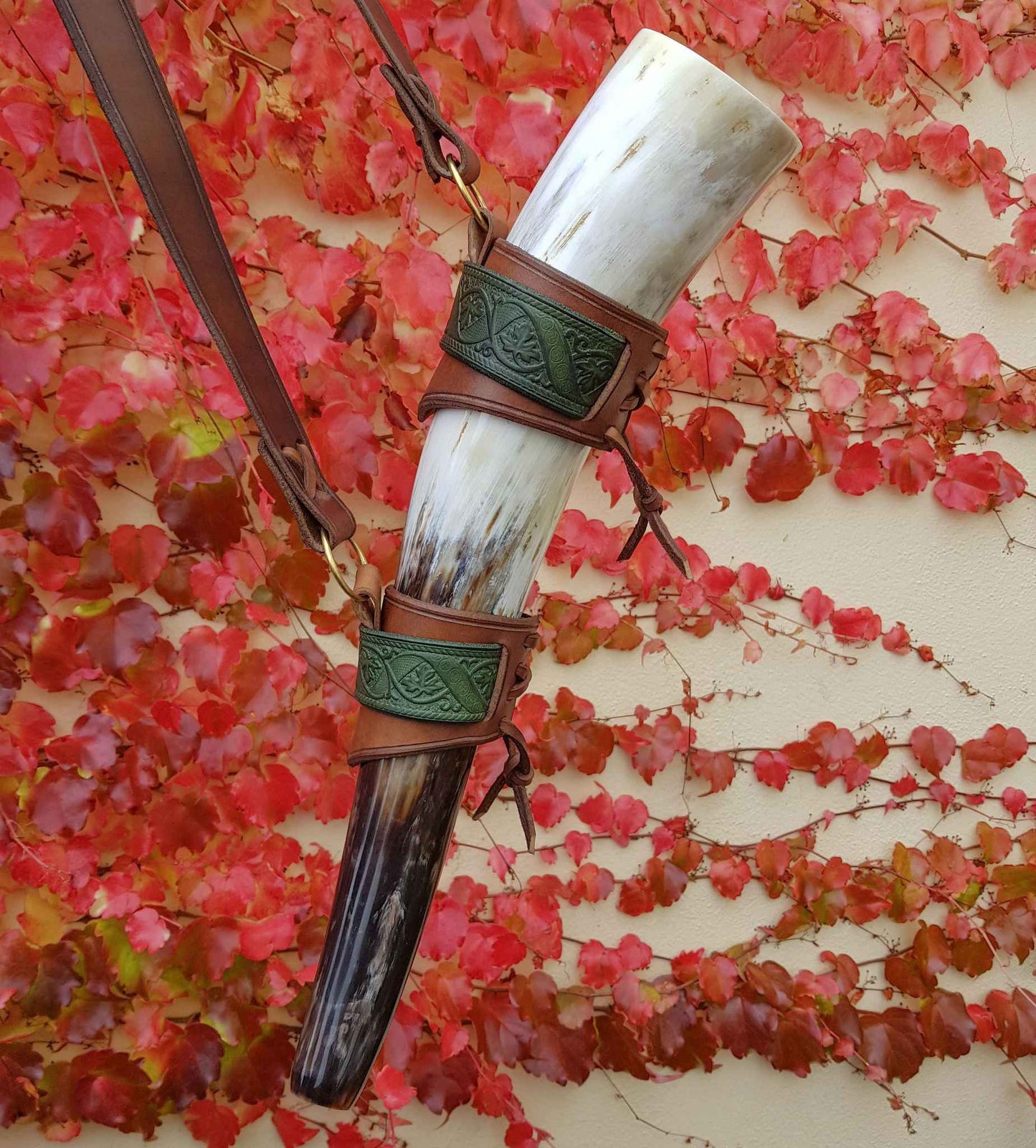Norse Signal Horn with Deluxe Leather Holder