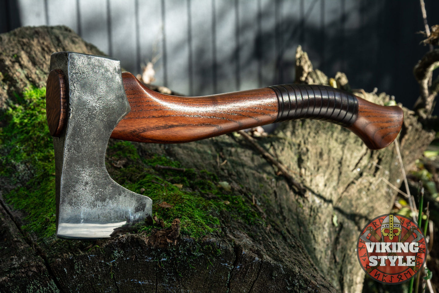 Single Handed Bearded Axe - Balder