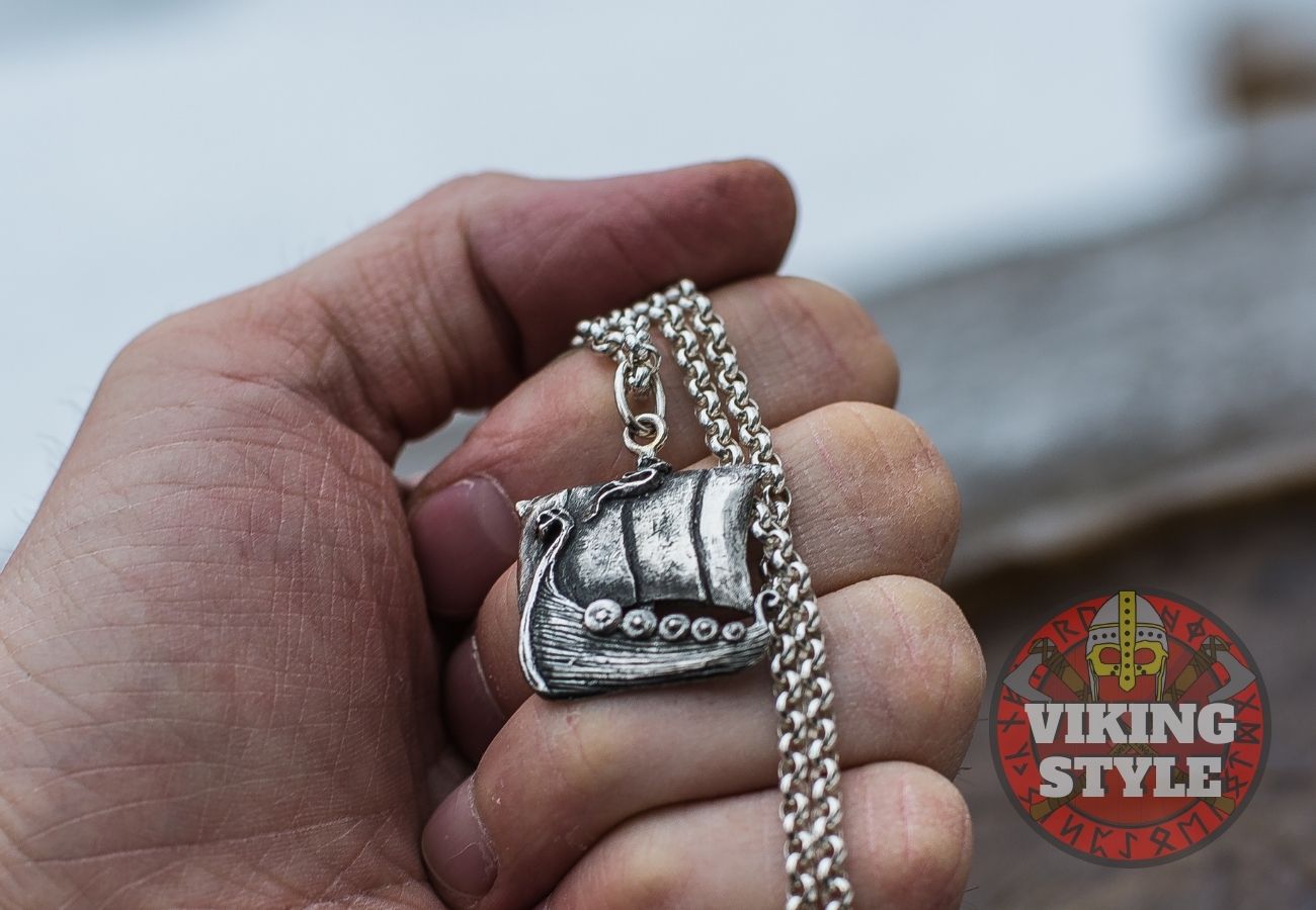 Viking Ship Pendant III - Drakkar, 925 Silver