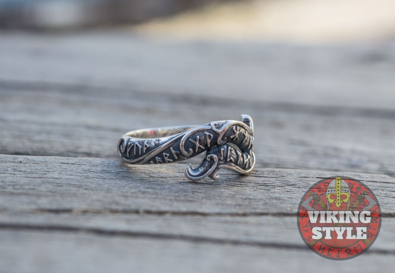 Runic Ring - Root, 925 Silver
