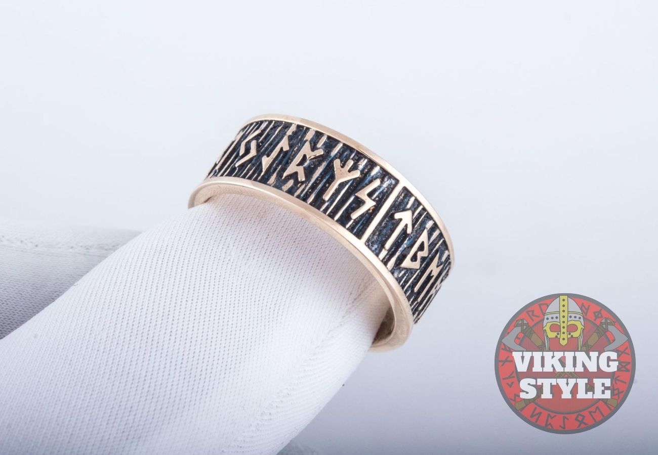Rune Ring II - Bronze