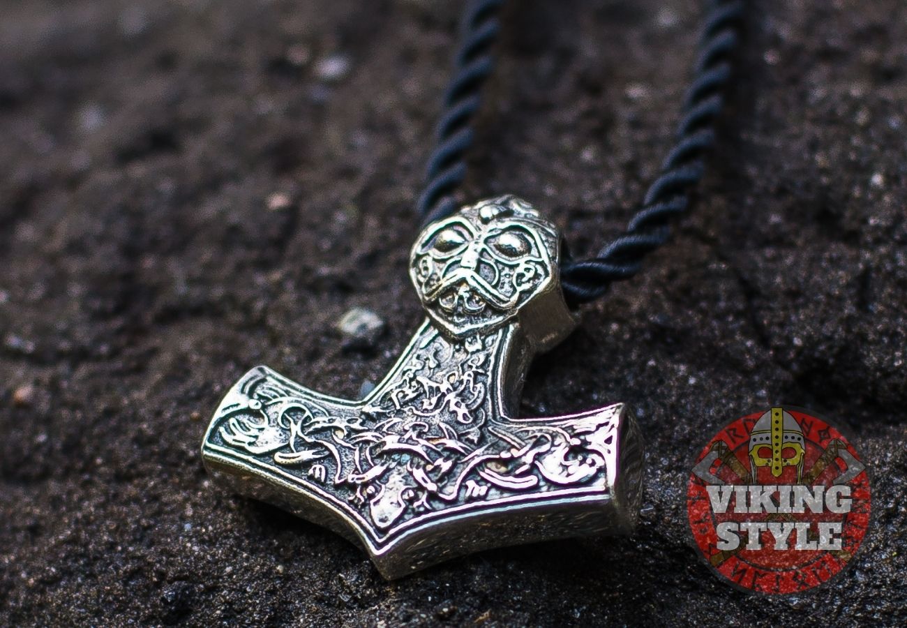 Mjölnir Pendant - Face, 925 Silver