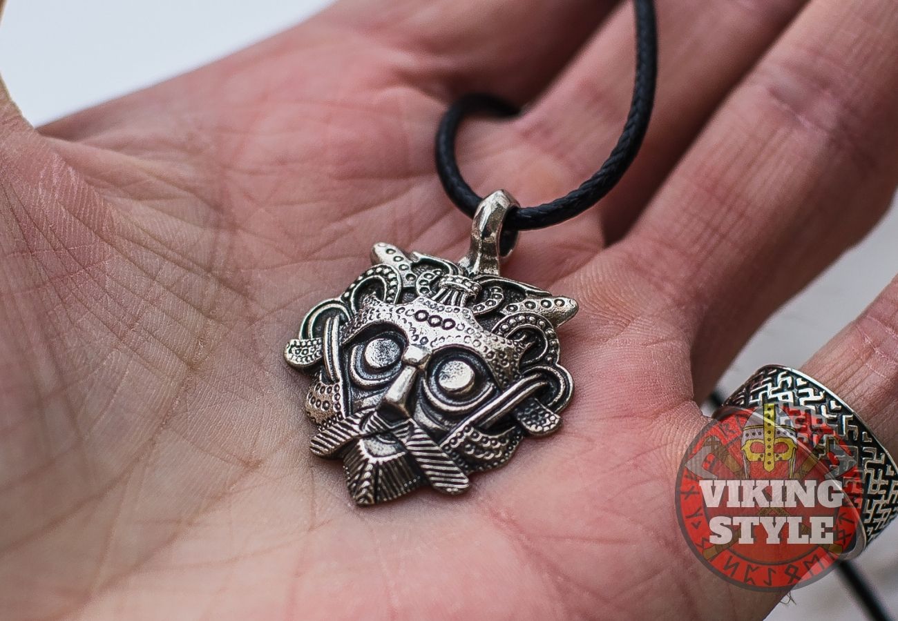 Gnezdovo Mask Pendant - 925 Silver