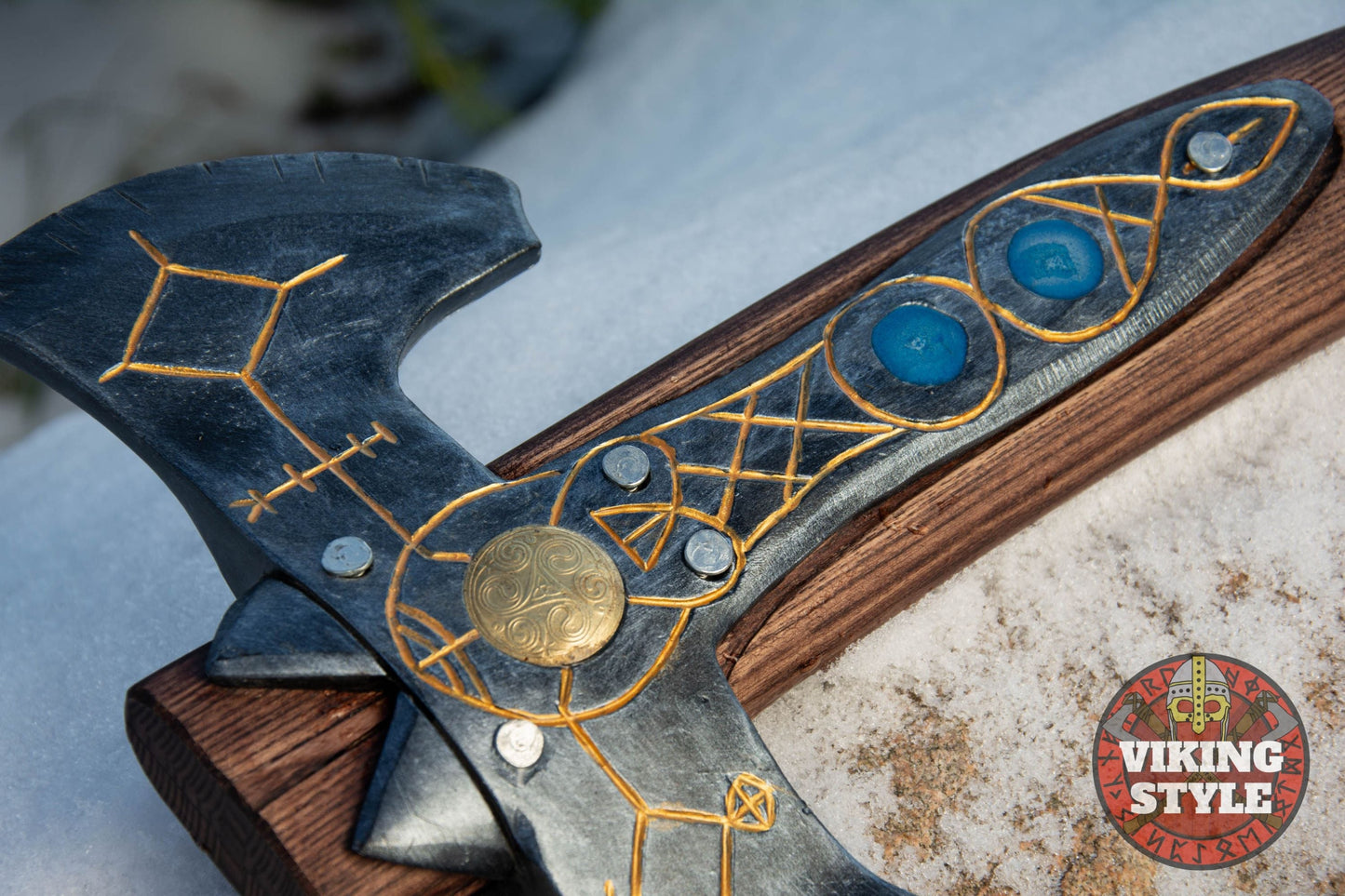 Leviathan Axe