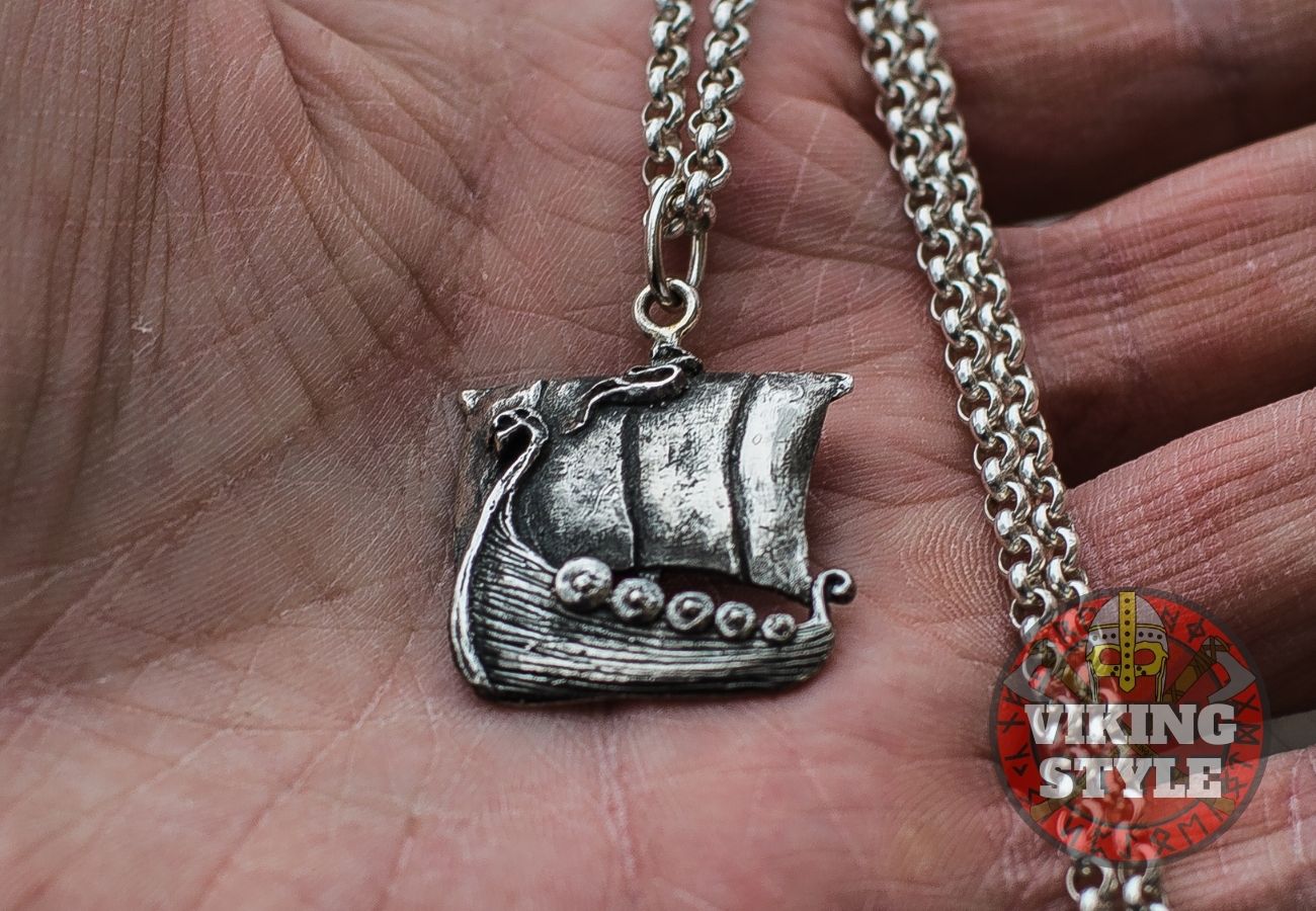 Viking Ship Pendant III - Drakkar, 925 Silver