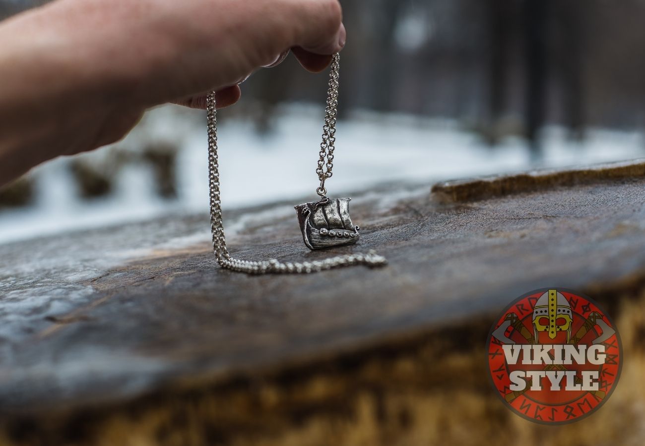 Viking Ship Pendant III - Drakkar, 925 Silver