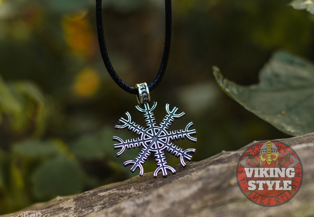 Ægishjálmur Pendant - 925 Silver