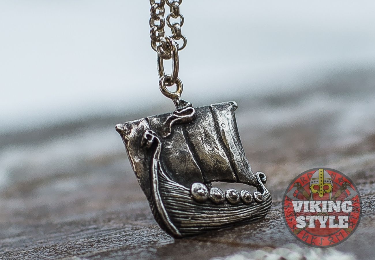 Viking Ship Pendant III - Drakkar, 925 Silver