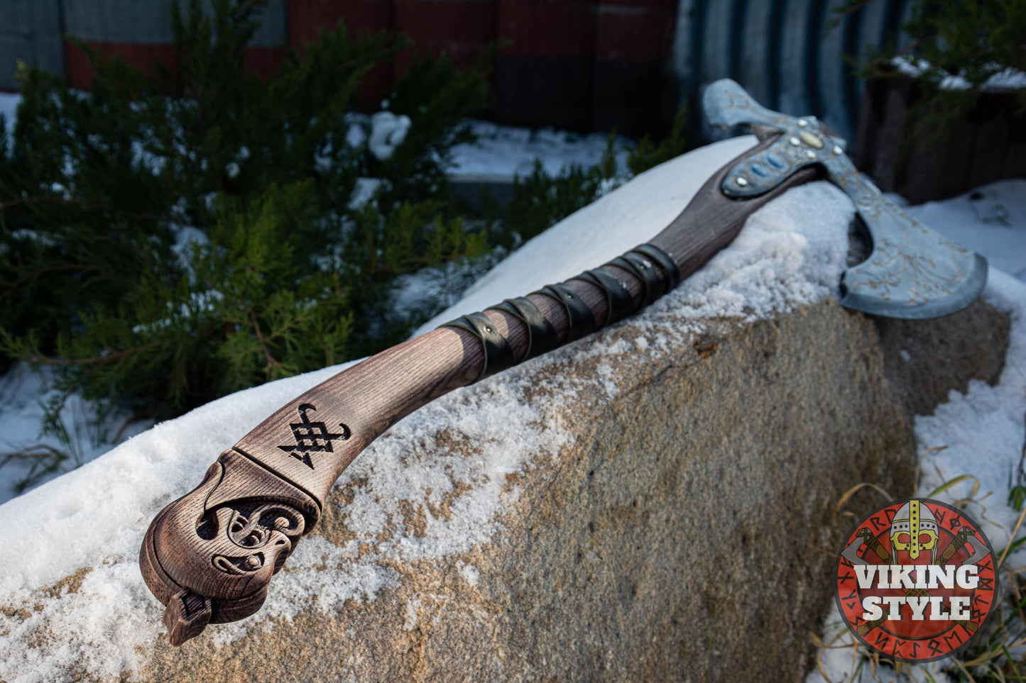 Leviathan Axe