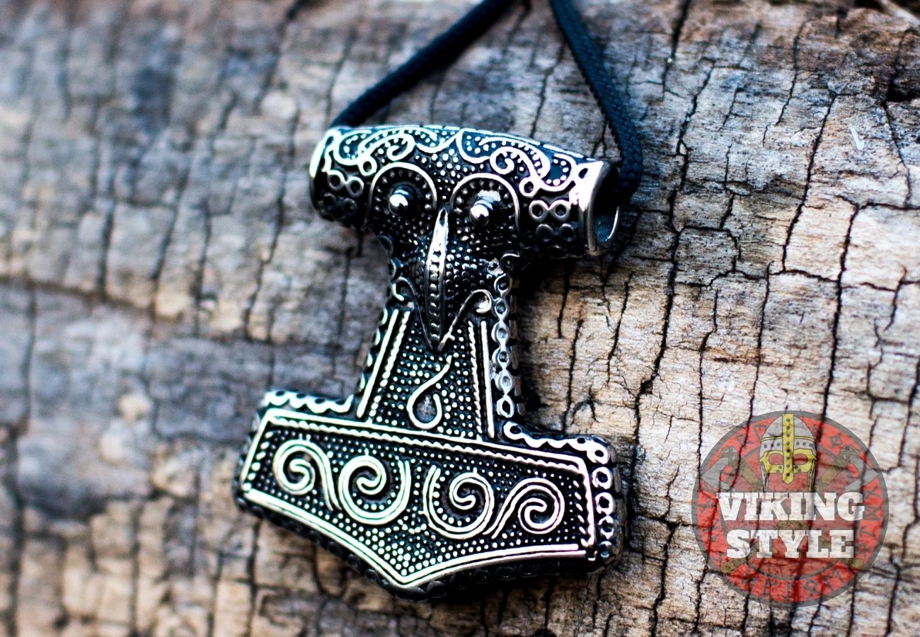 Mjölnir Pendant IV - Erikstorp, 925 Silver