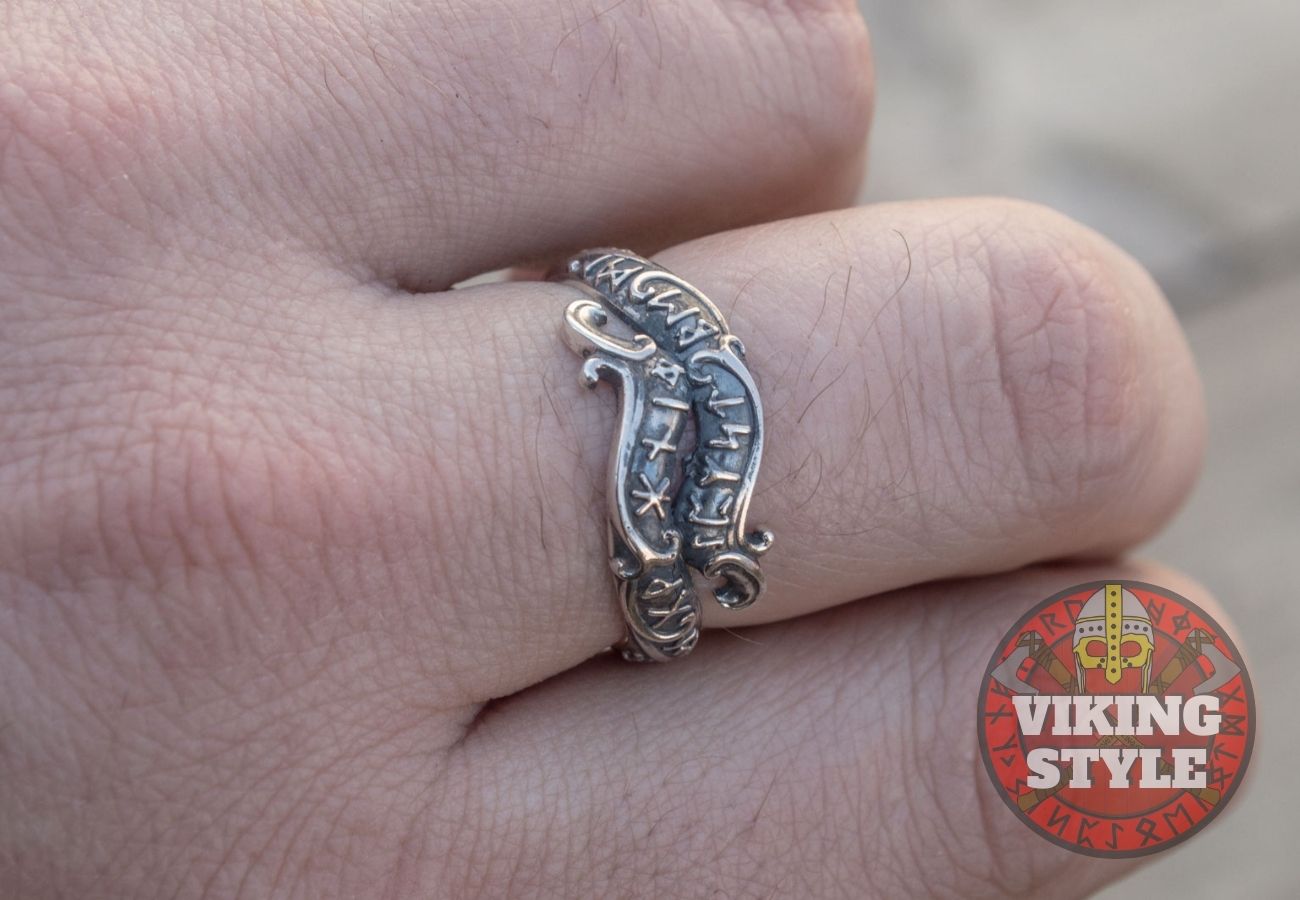 Runic Ring - Root, 925 Silver