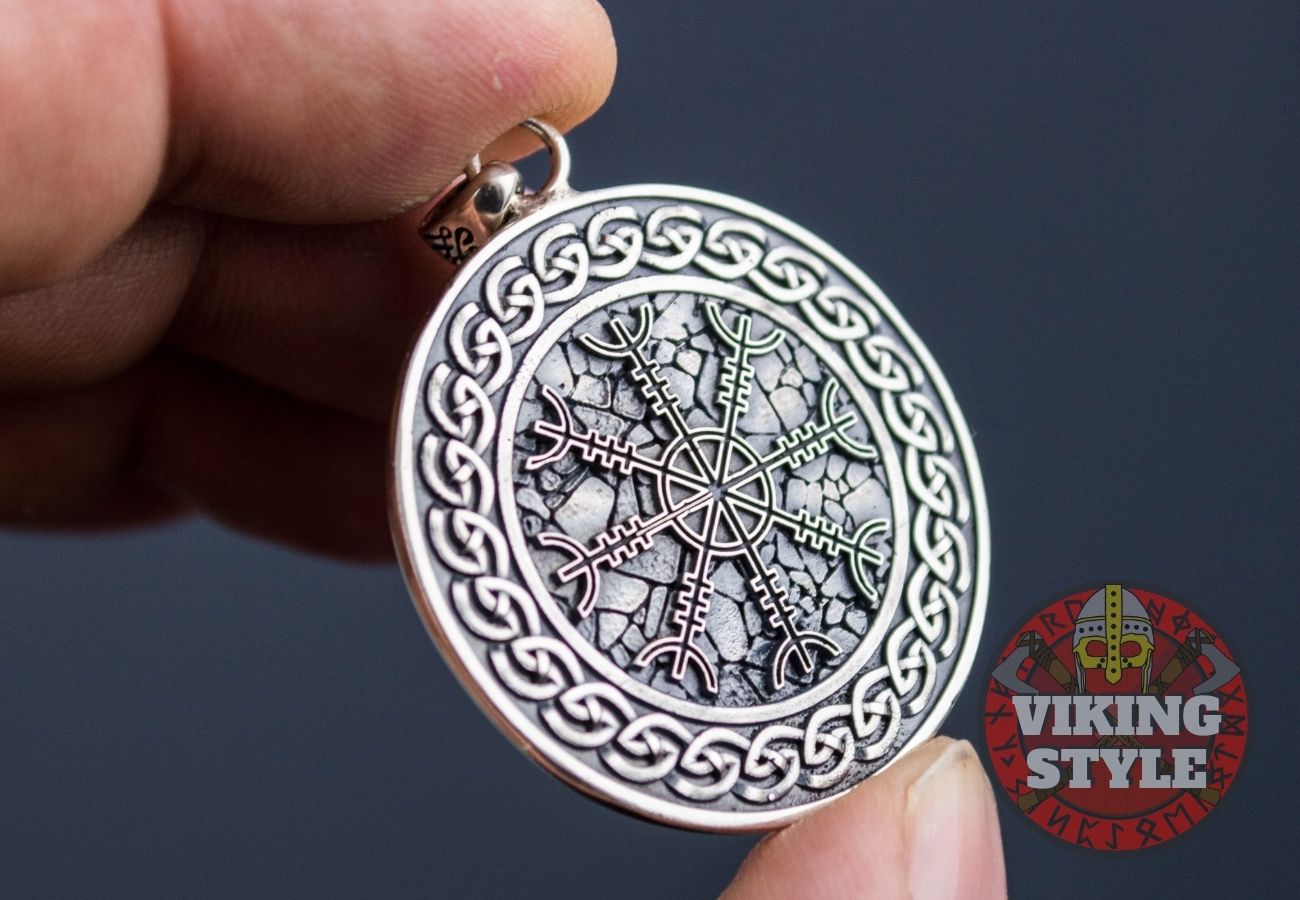 Ægishjálmur Pendant - Endless Knot, 925 Silver