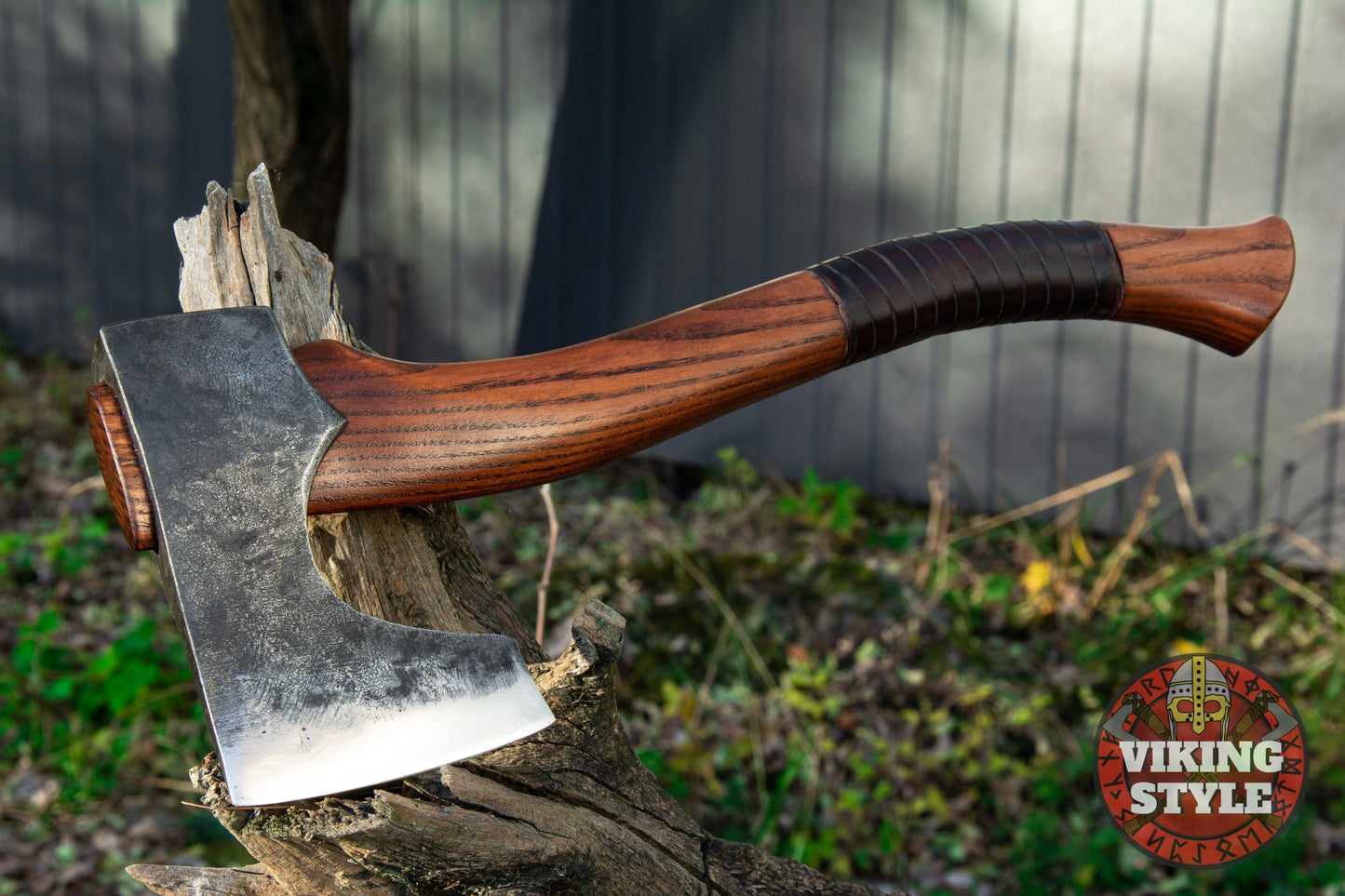 Single Handed Bearded Axe - Balder