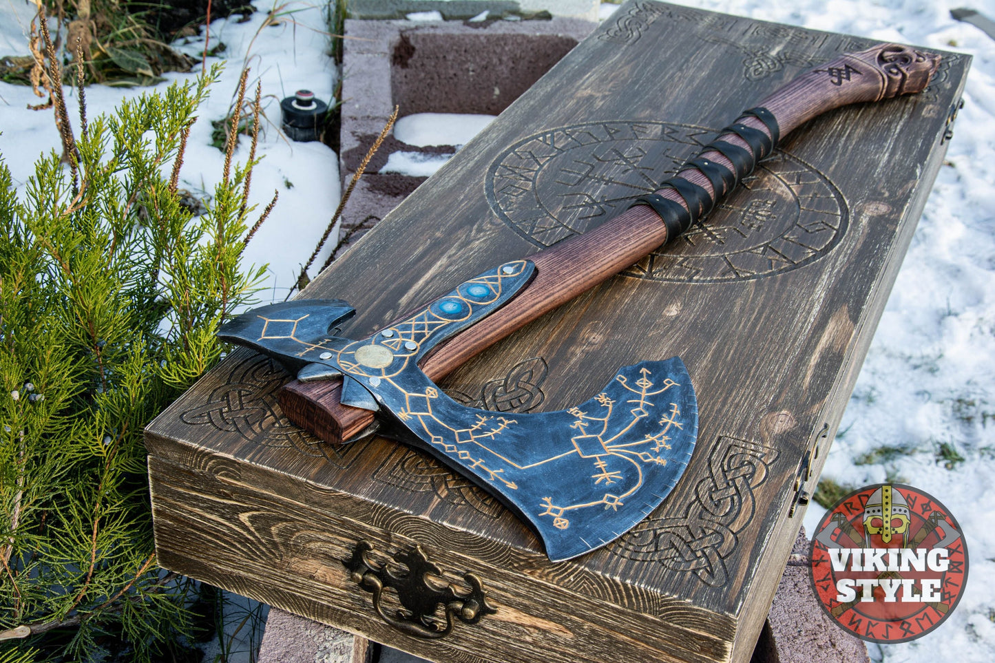 Leviathan Axe