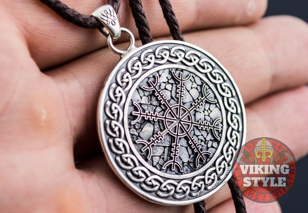 Ægishjálmur Pendant - Endless Knot, 925 Silver