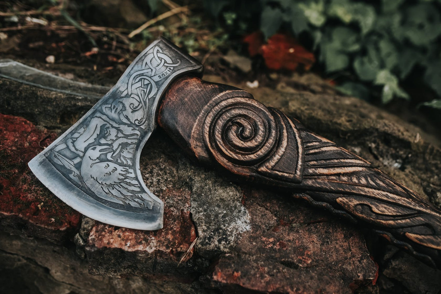 Handmade Viking Axe - Huginn & Muninn