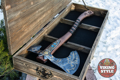 Leviathan Axe