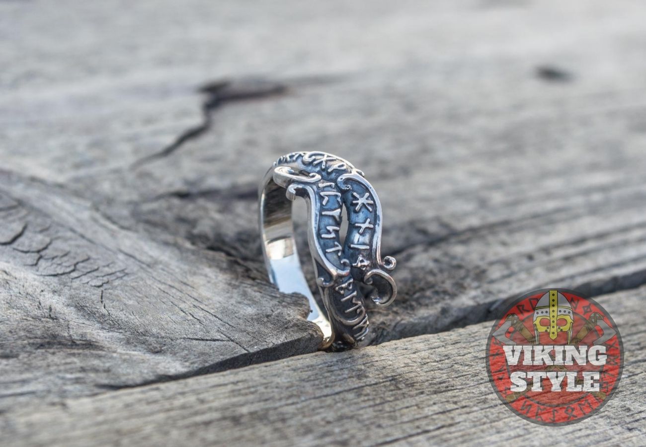 Runic Ring - Root, 925 Silver