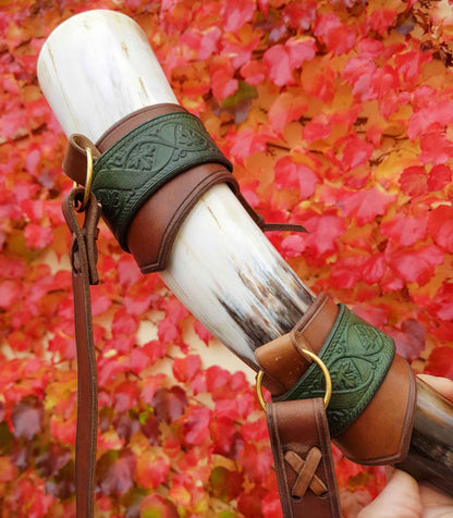 Norse Signal Horn with Deluxe Leather Holder