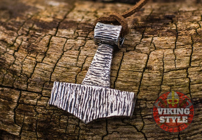 Mjölnir Pendant - Stripe, 925 Silver