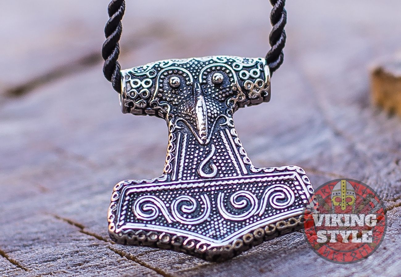 Mjölnir Pendant IV - Erikstorp, 925 Silver