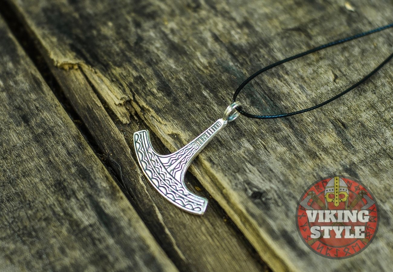 Mjölnir Pendant - Ukko, 925 Silver